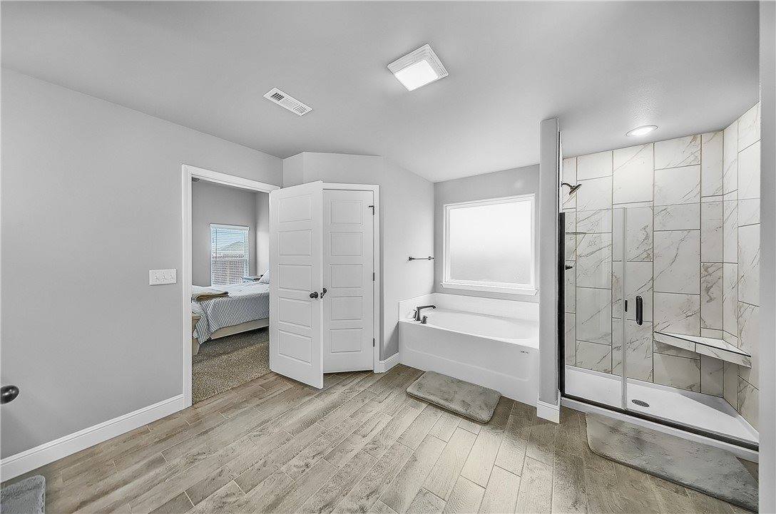 1060 Pink Lady Place, Bentonville, AR 72712