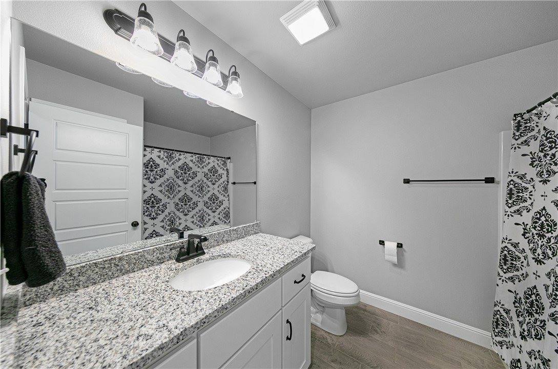 1060 Pink Lady Place, Bentonville, AR 72712