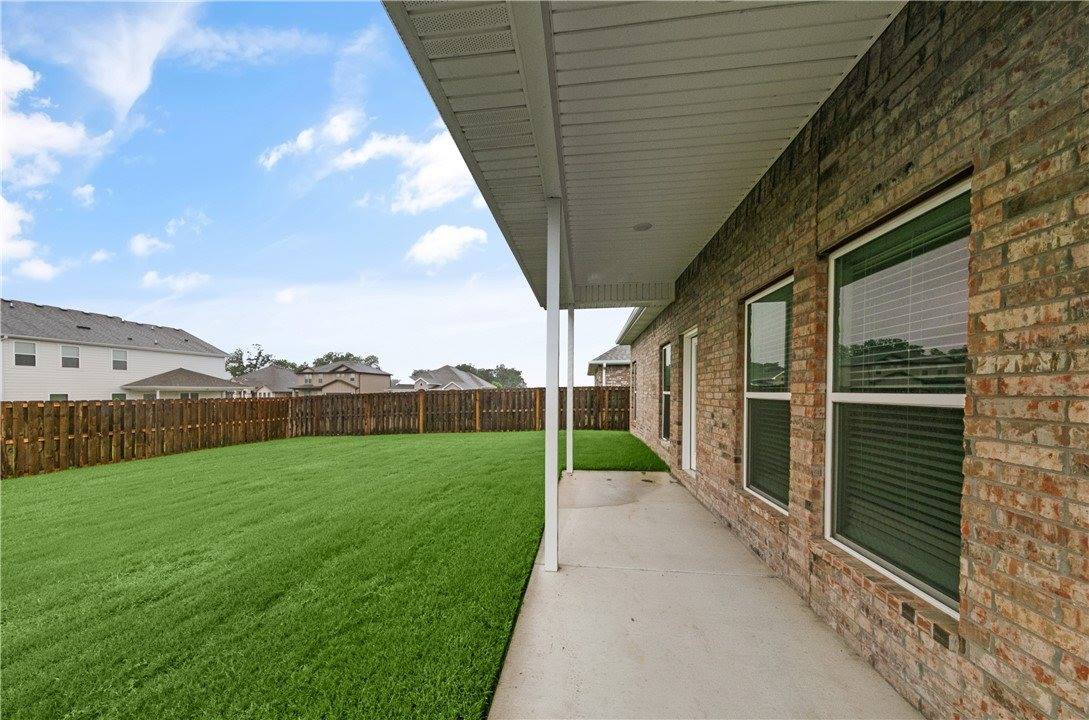 1060 Pink Lady Place, Bentonville, AR 72712