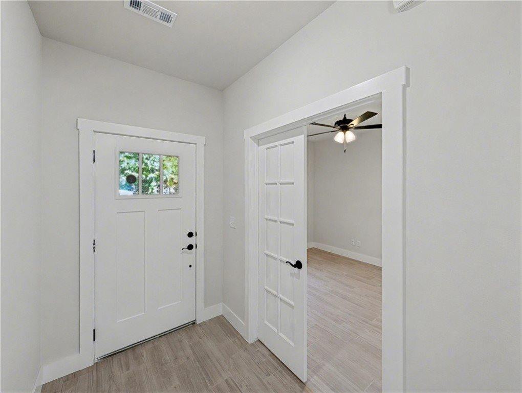 30 Lochgilphead Lane, Bella Vista, AR 72715