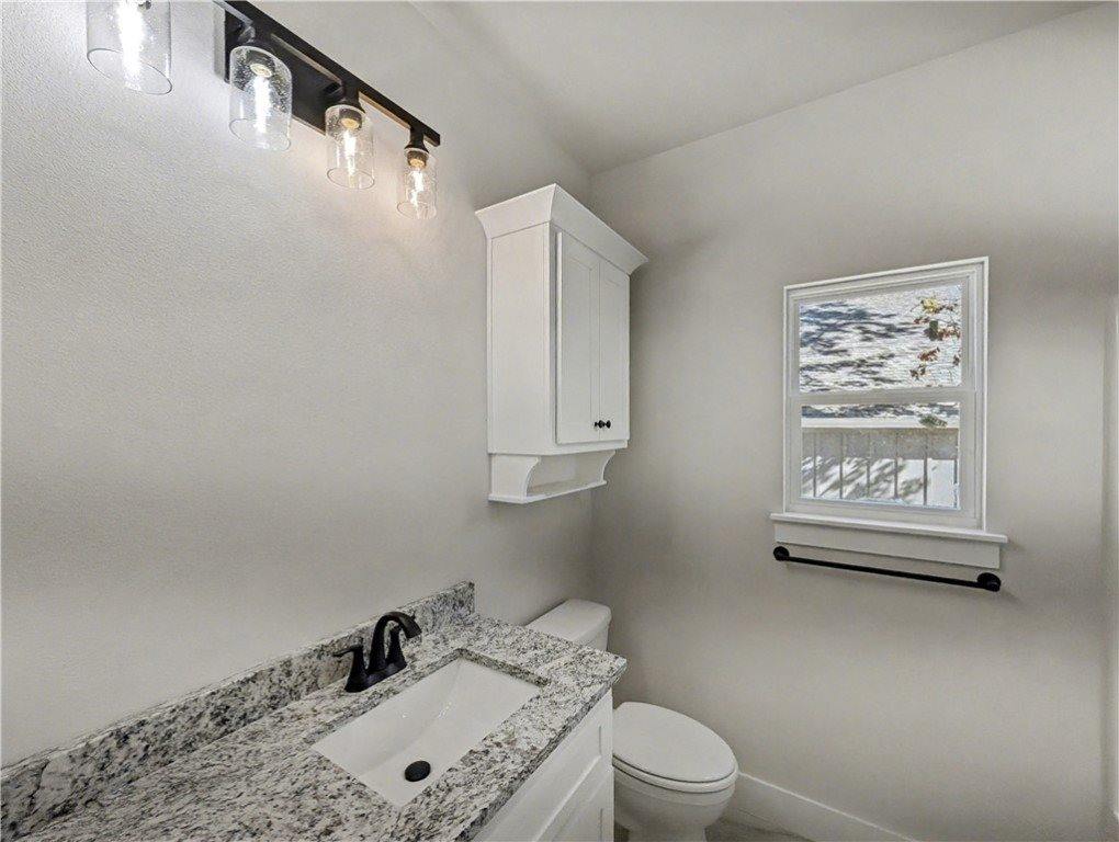 30 Lochgilphead Lane, Bella Vista, AR 72715