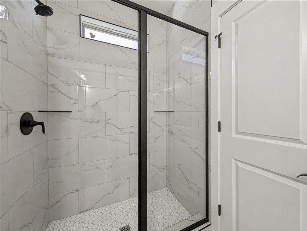 9 Sheidaig Lane, Bella Vista, AR 72715