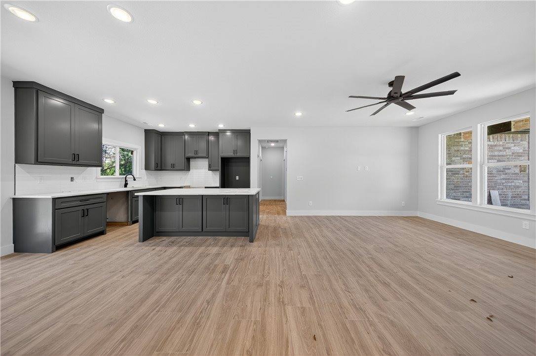 28 Lockhart Drive, Bella Vista, AR 72715