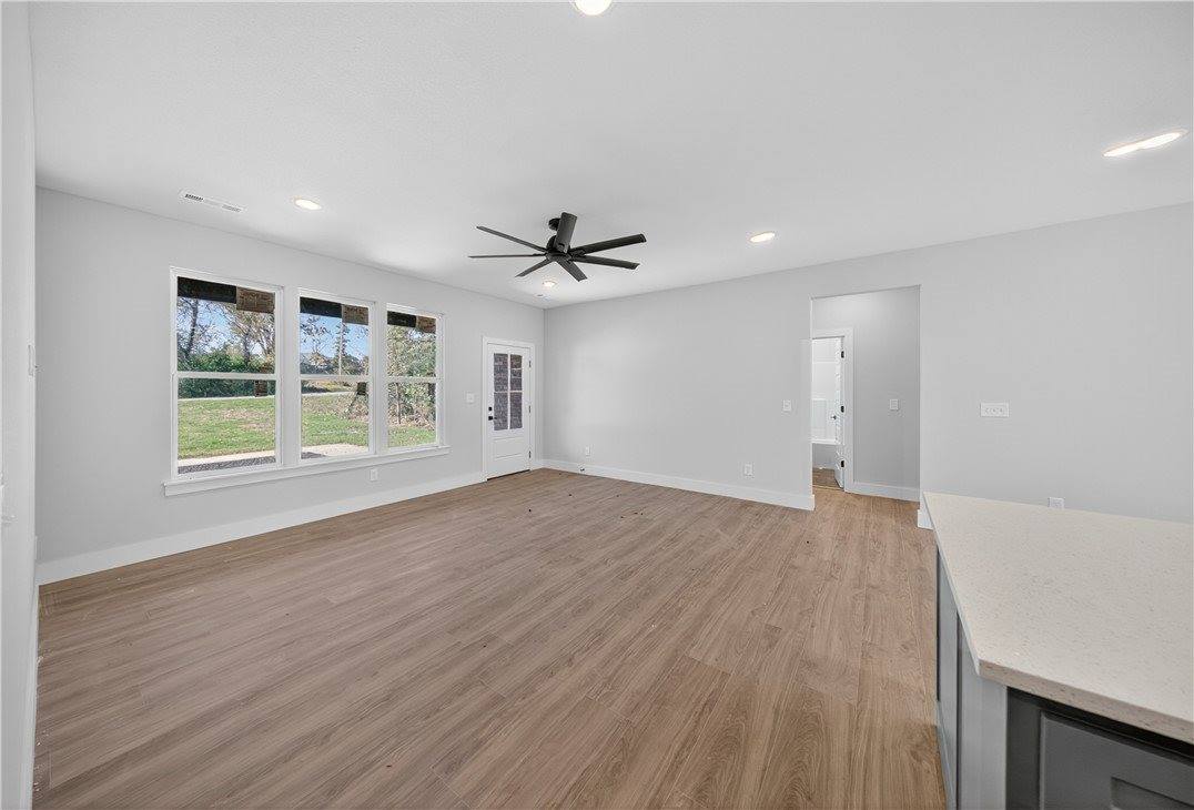 28 Lockhart Drive, Bella Vista, AR 72715