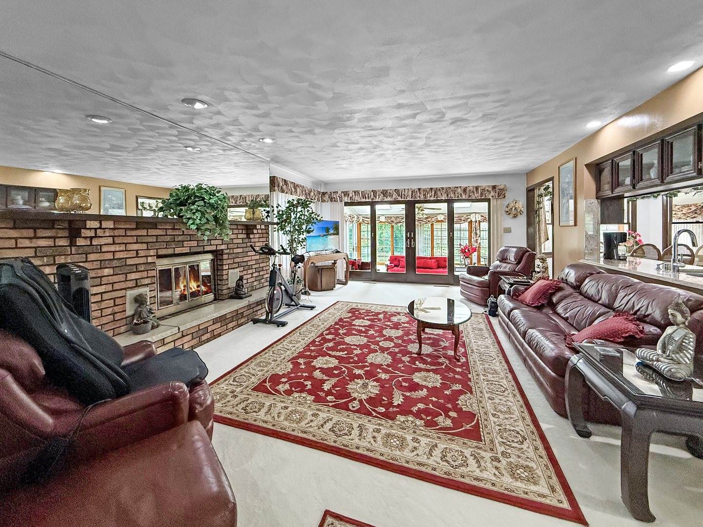 1607 Parkside Court, Freeport, IL 61032