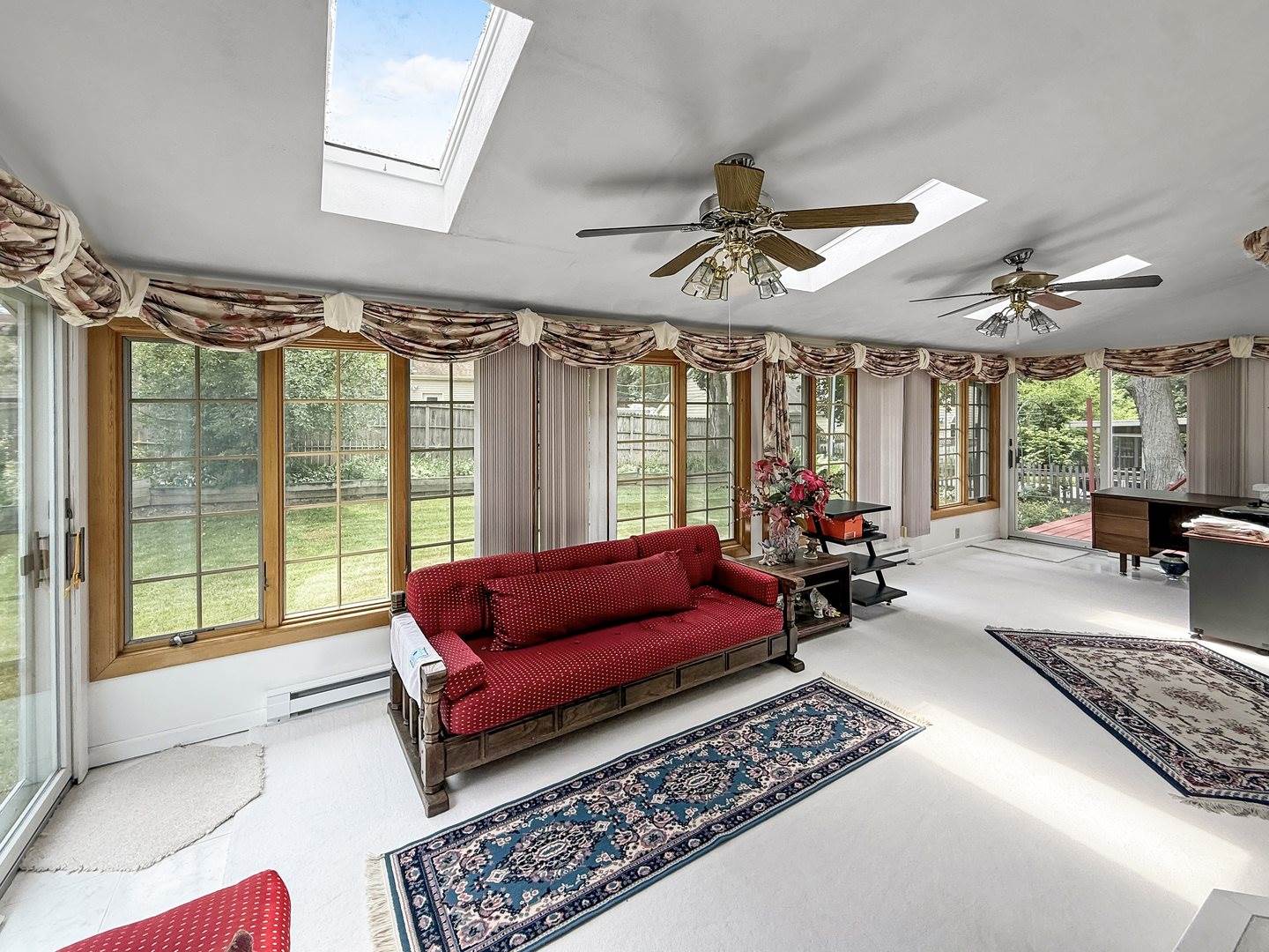 1607 Parkside Court, Freeport, IL 61032