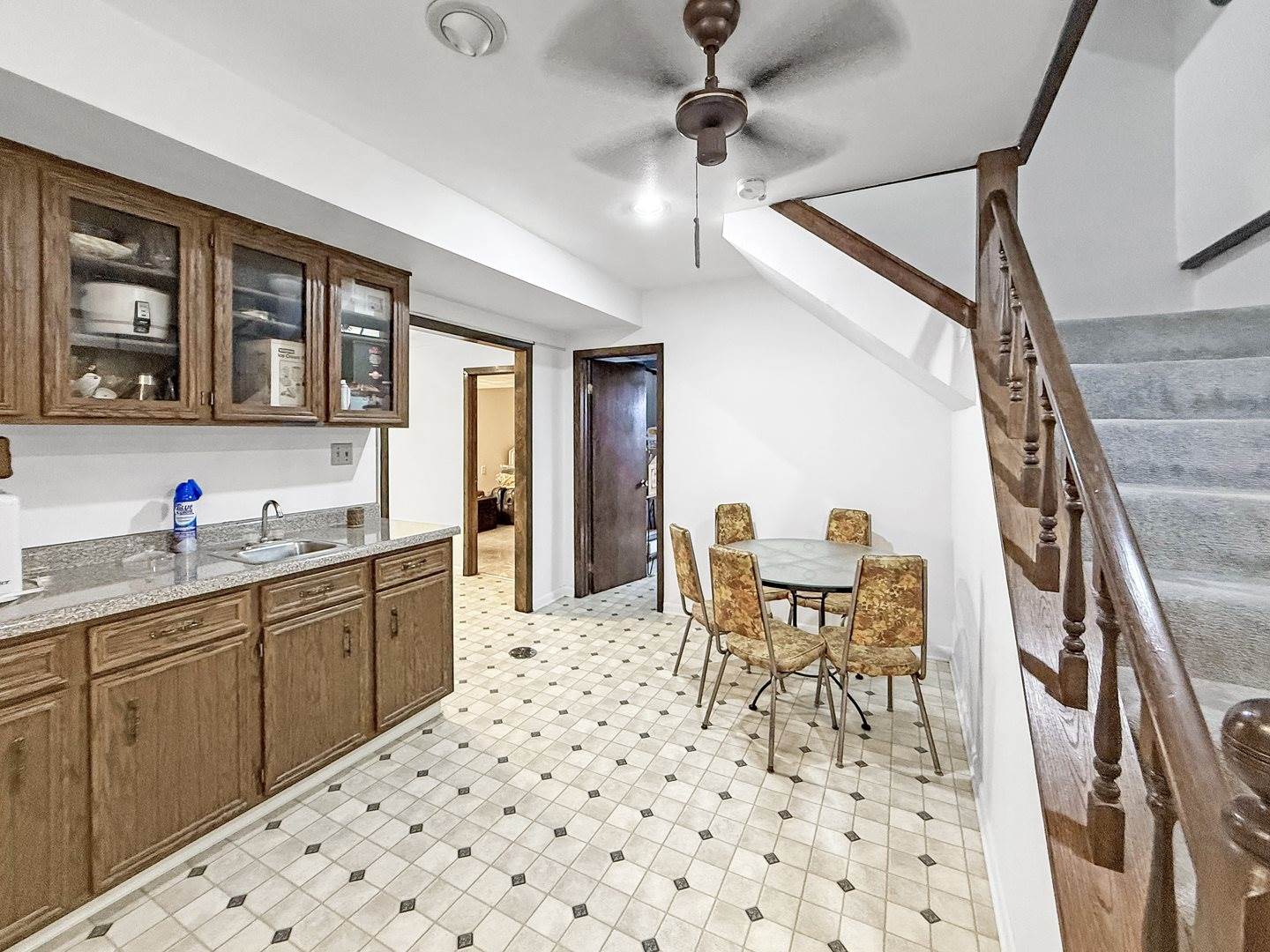 1607 Parkside Court, Freeport, IL 61032