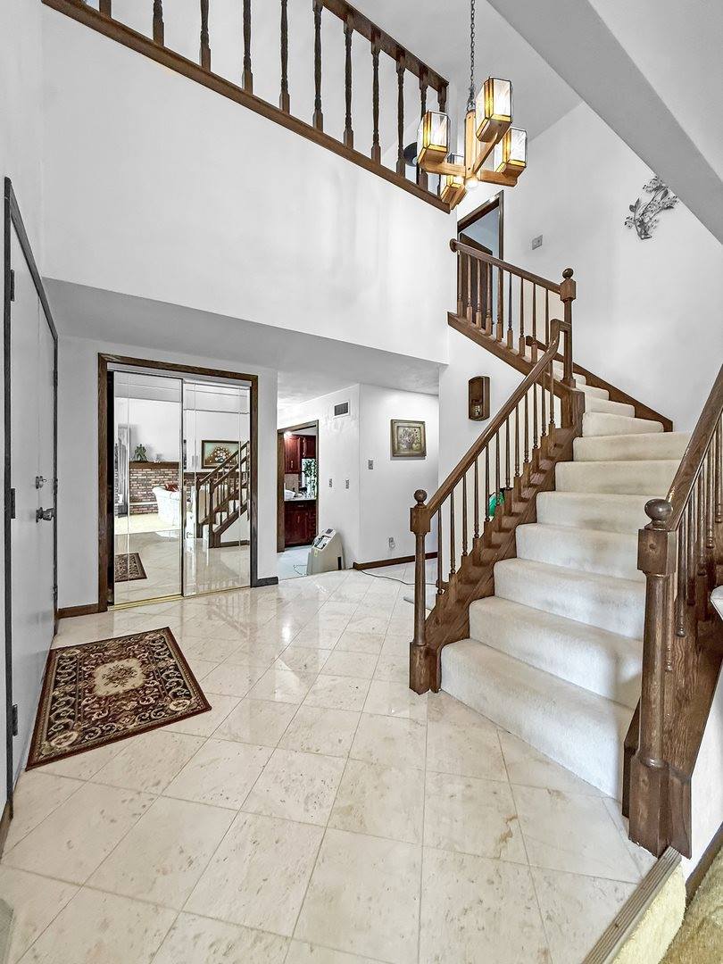 1607 Parkside Court, Freeport, IL 61032