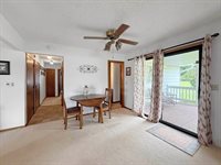 610 South 2nd Avenue, Forreston, IL 61030