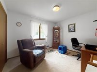 610 South 2nd Avenue, Forreston, IL 61030