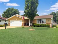 610 South 2nd Avenue, Forreston, IL 61030