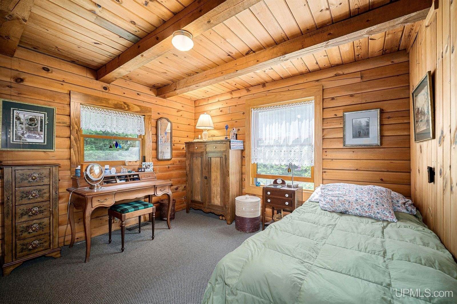 161 Lost Forty Road, Marquette, MI 49855