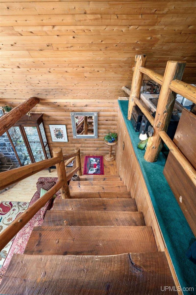 161 Lost Forty Road, Marquette, MI 49855