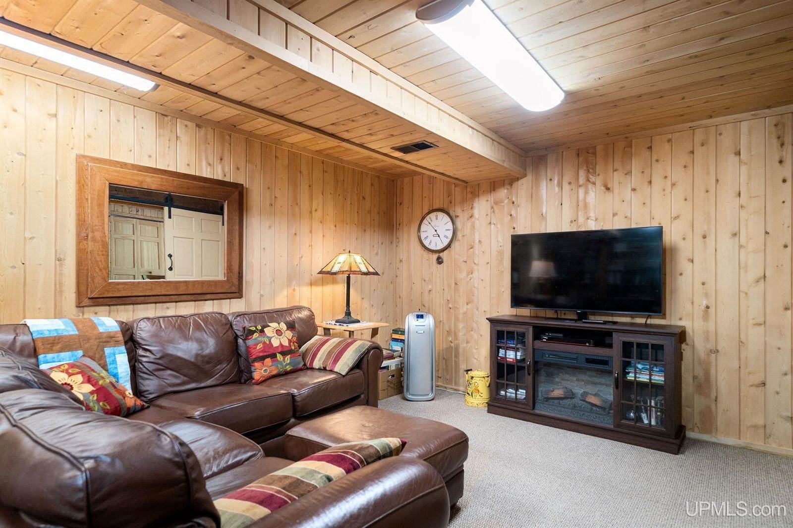 161 Lost Forty Road, Marquette, MI 49855