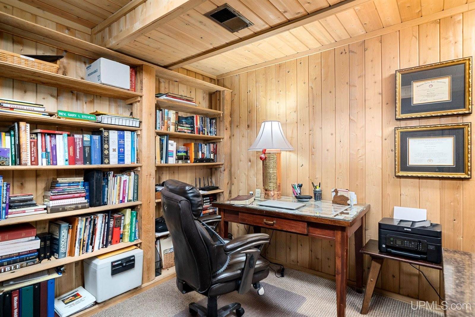 161 Lost Forty Road, Marquette, MI 49855