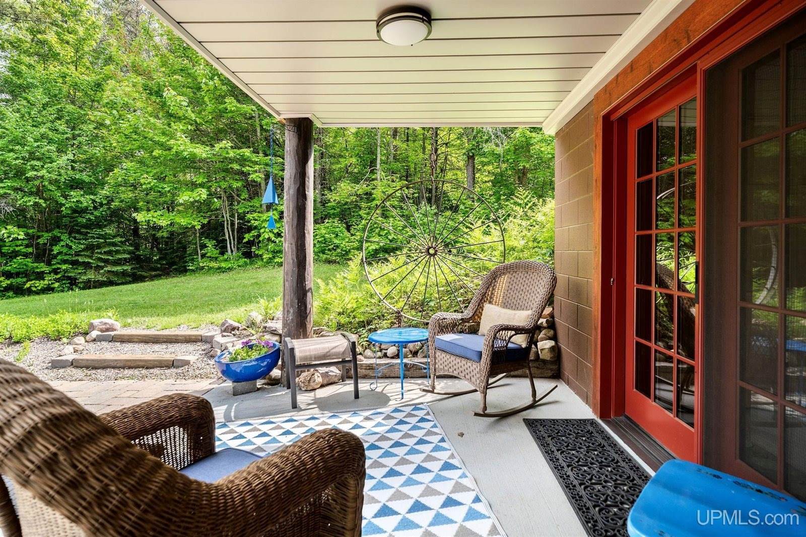 161 Lost Forty Road, Marquette, MI 49855