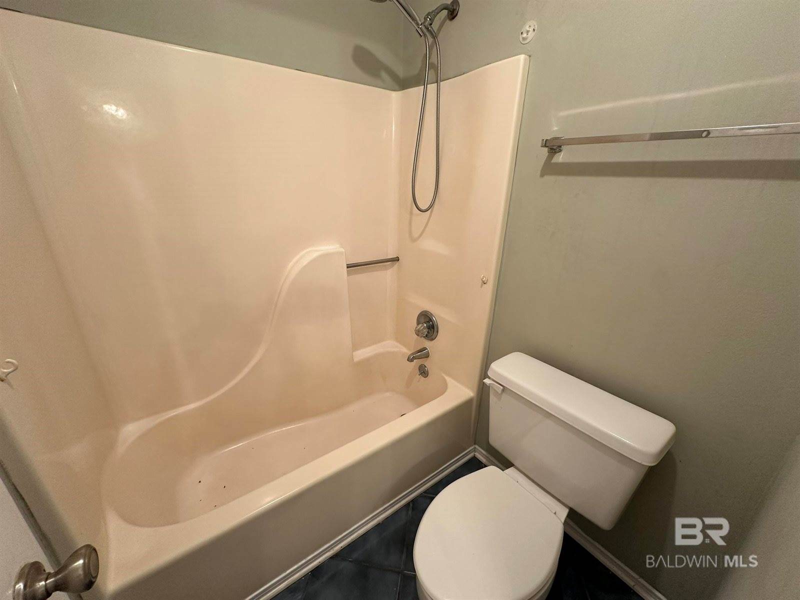 6 Yacht Club Drive, Daphne, AL 36526