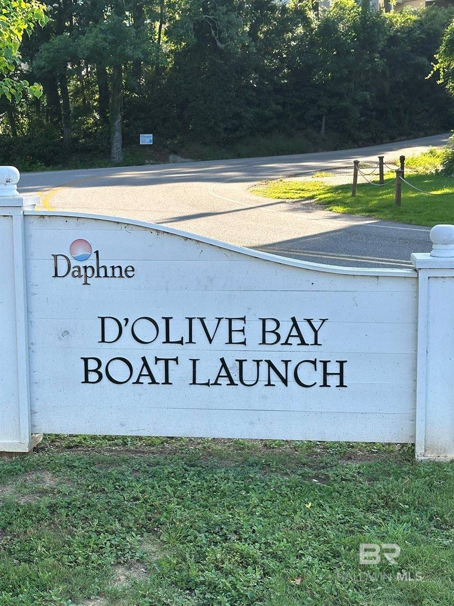 6 Yacht Club Drive, Daphne, AL 36526