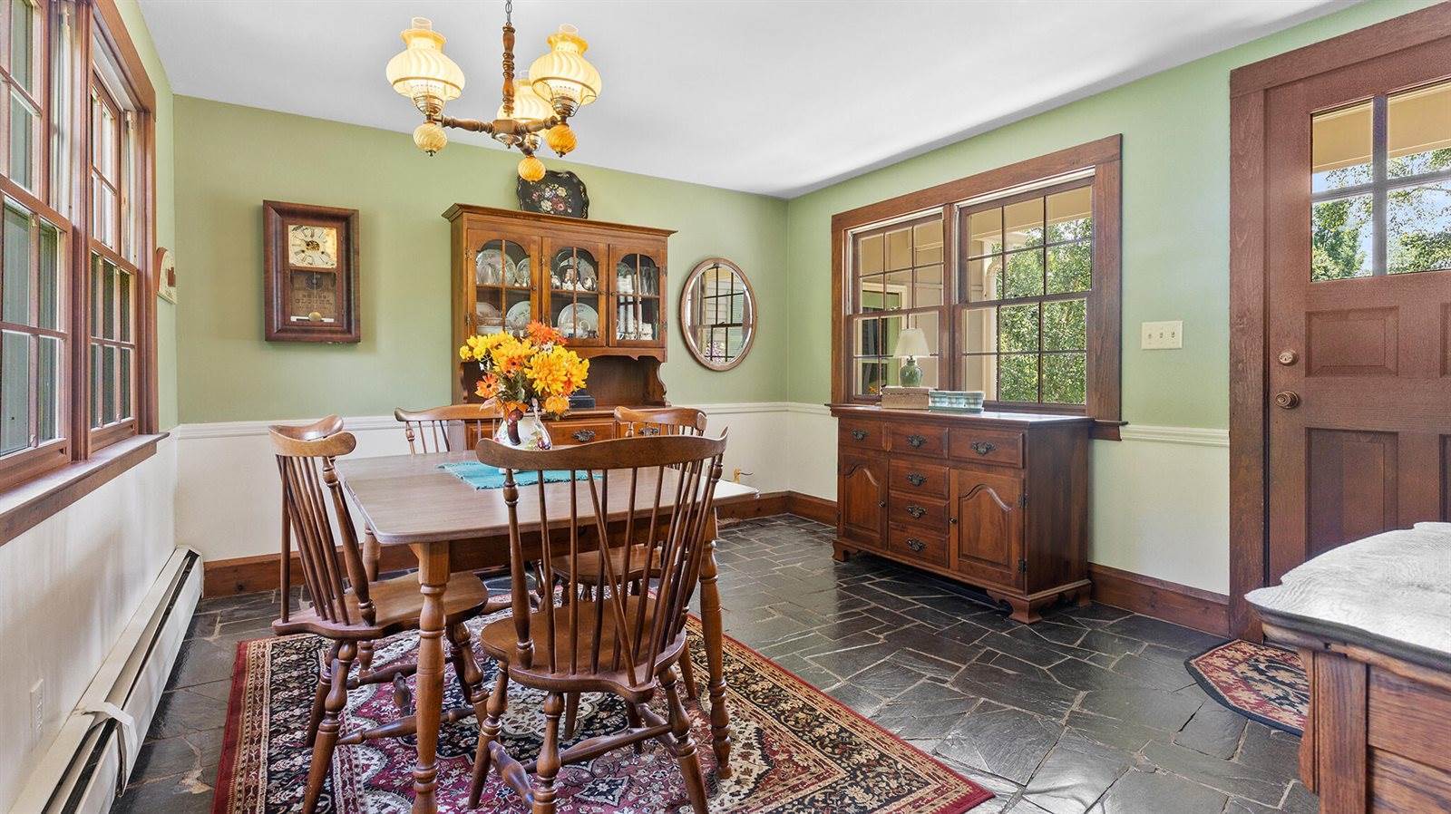 18 Canoe Club Road, Hampden, ME 04444