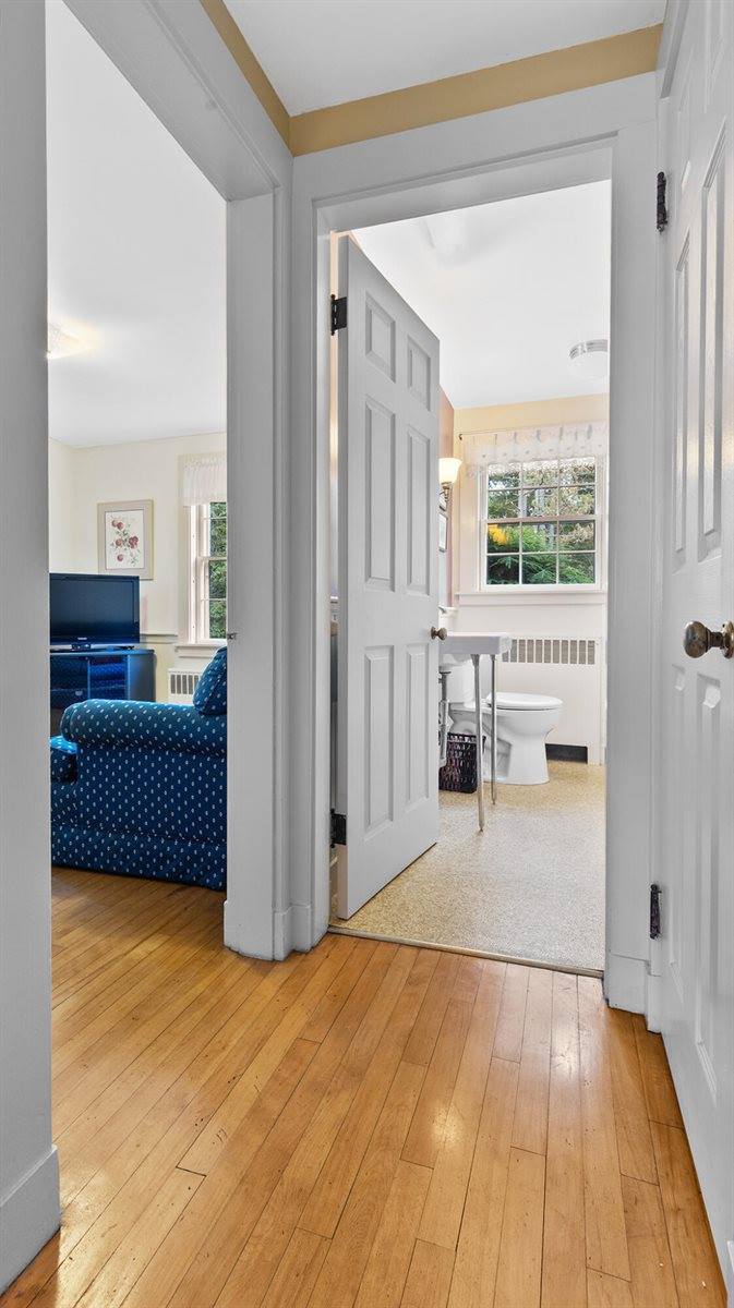 18 Canoe Club Road, Hampden, ME 04444