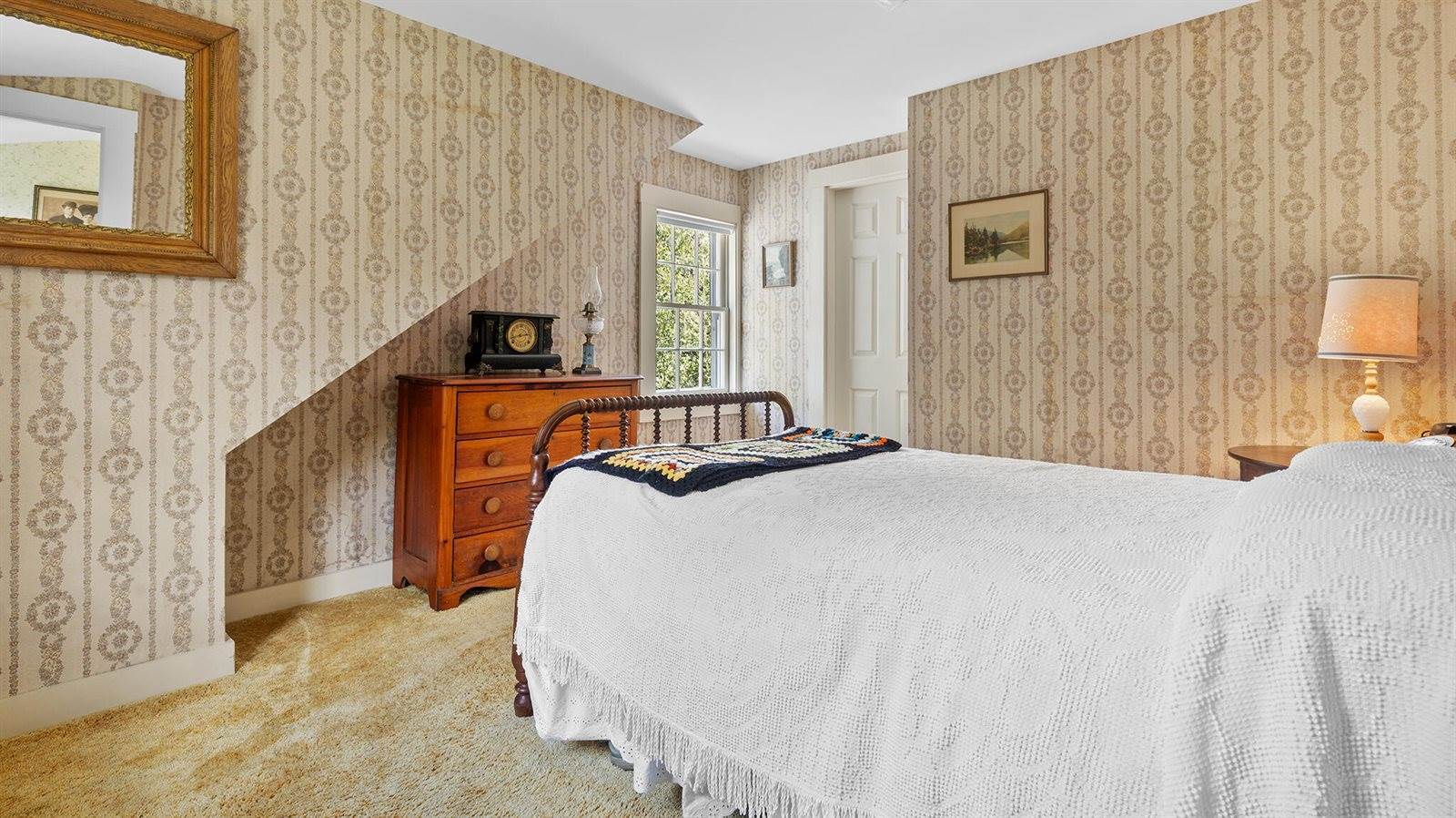 18 Canoe Club Road, Hampden, ME 04444