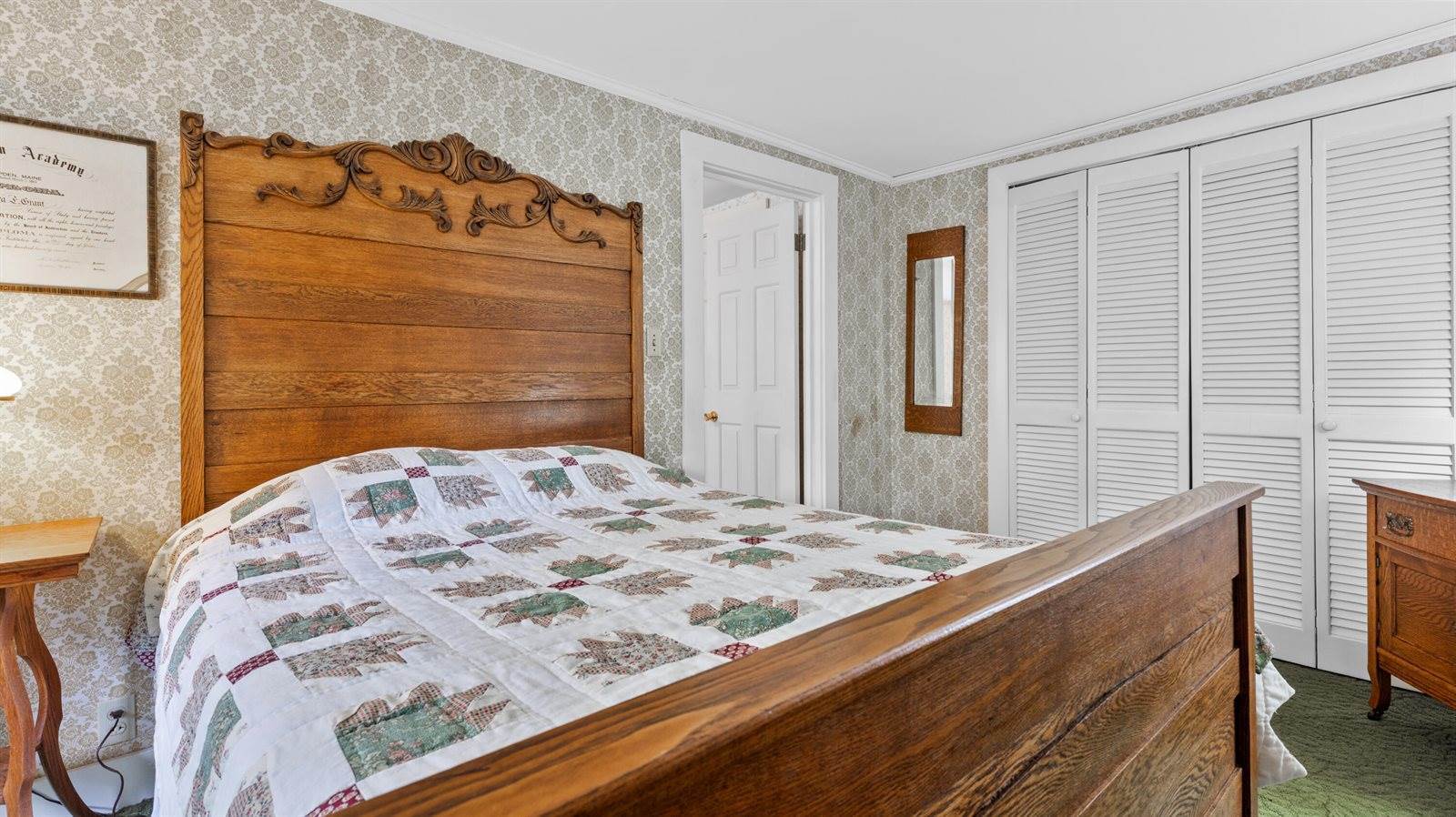 18 Canoe Club Road, Hampden, ME 04444