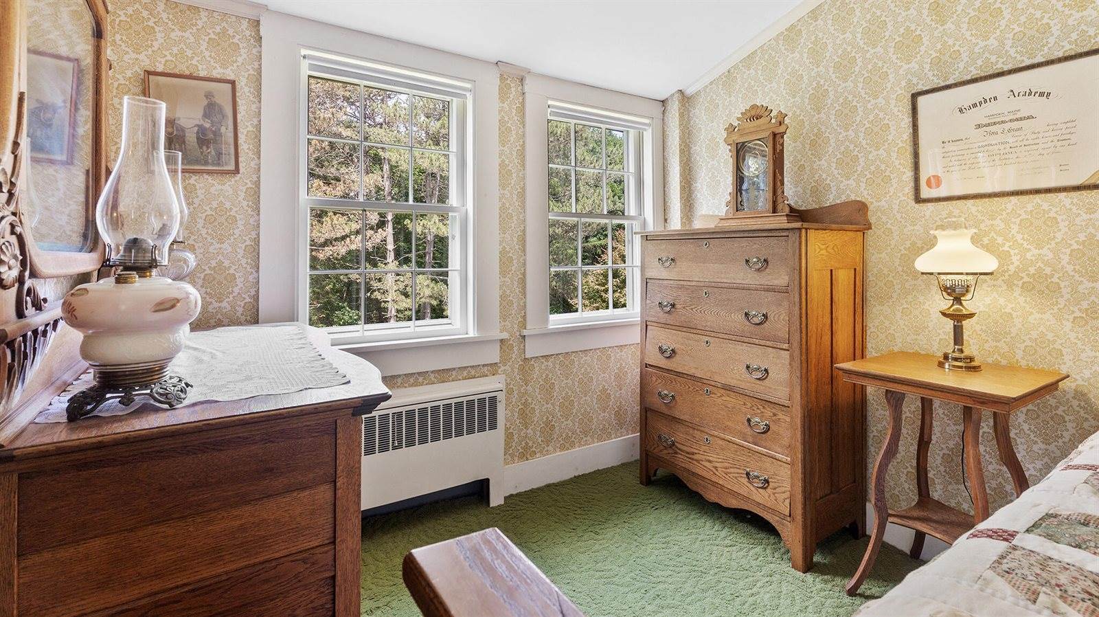 18 Canoe Club Road, Hampden, ME 04444