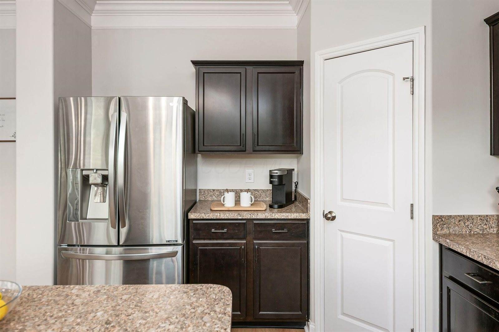 5925 Lakemont Drive, Westerville, OH 43081