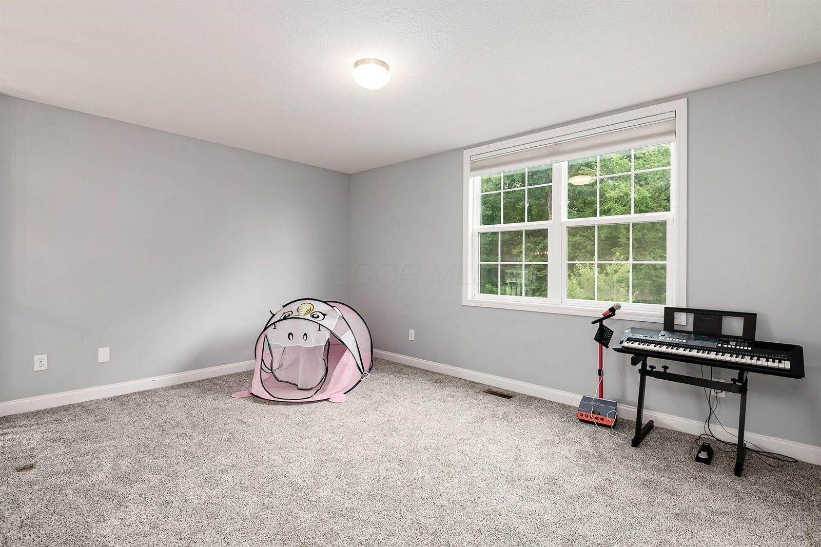 5925 Lakemont Drive, Westerville, OH 43081