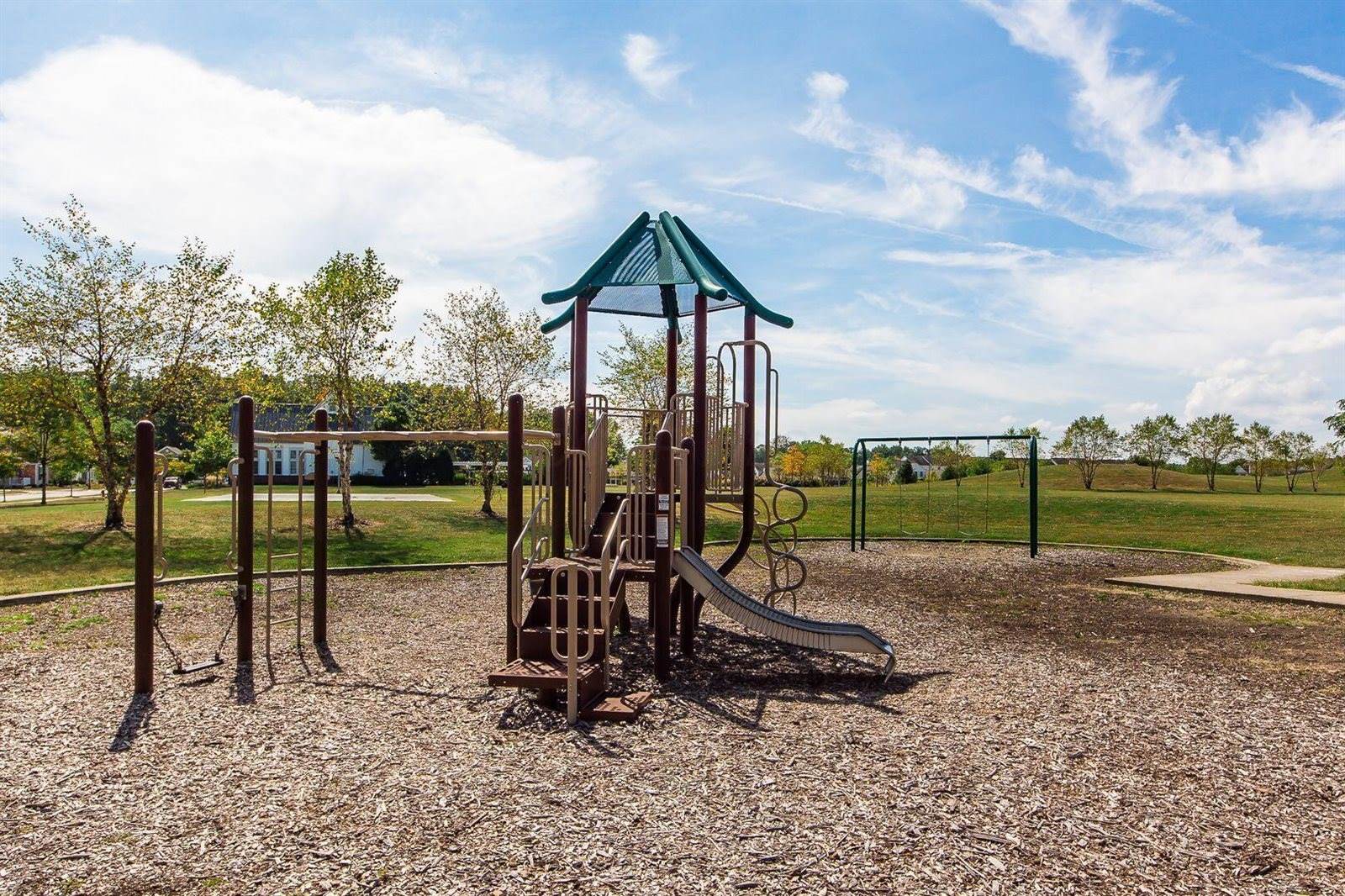 5925 Lakemont Drive, Westerville, OH 43081