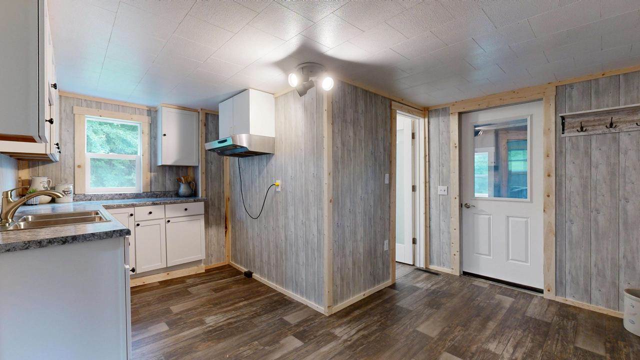 29998 County HWY II, Cazenovia, WI 53924