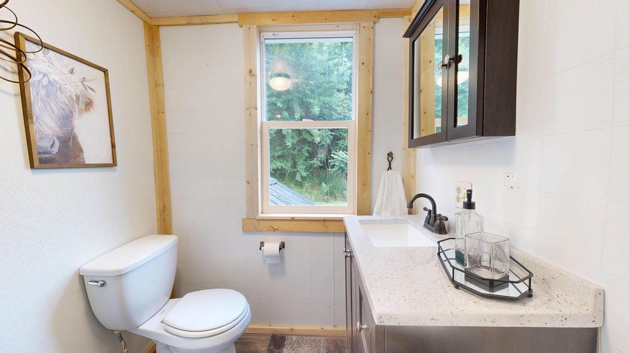 29998 County HWY II, Cazenovia, WI 53924