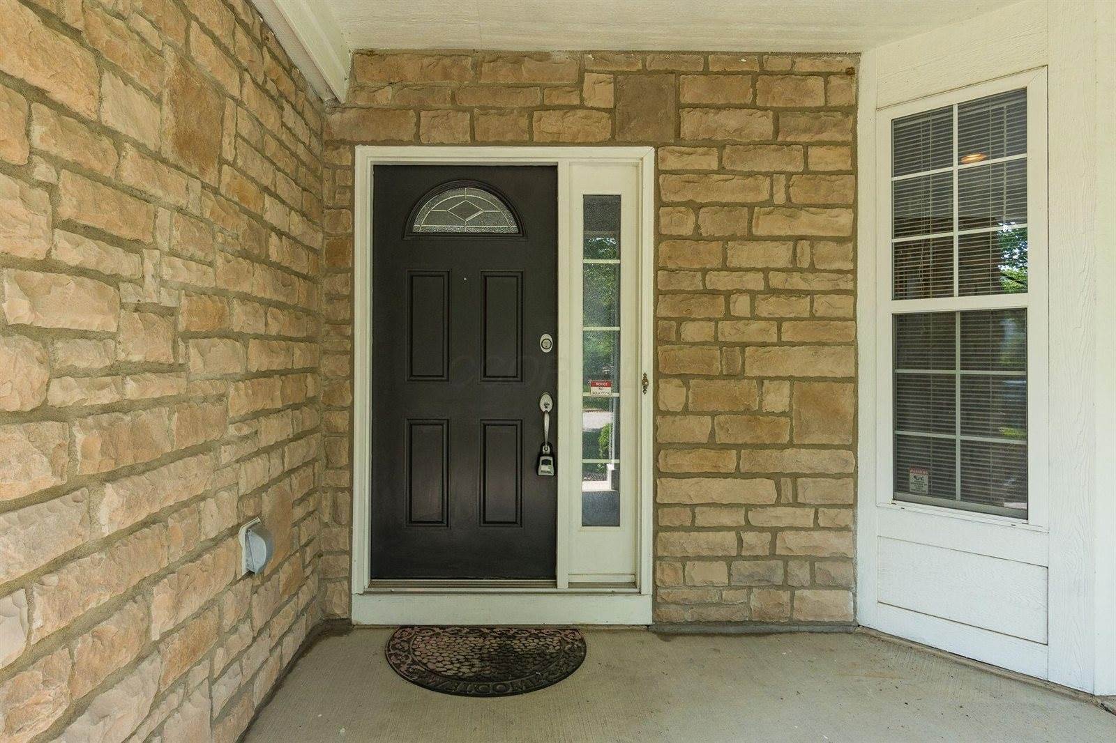 6923 Bishops Crossing Circle, Dublin, OH 43016