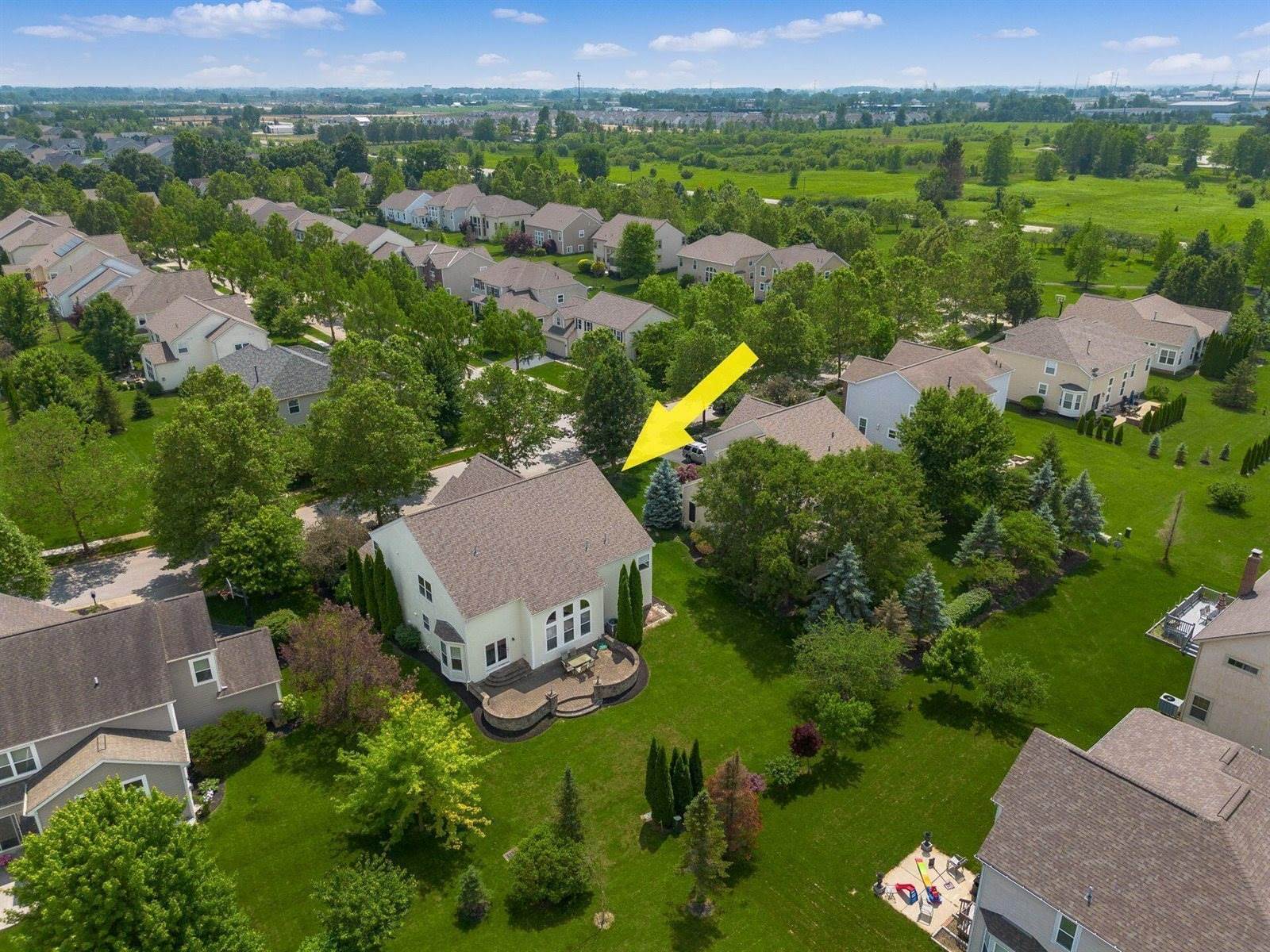 6923 Bishops Crossing Circle, Dublin, OH 43016