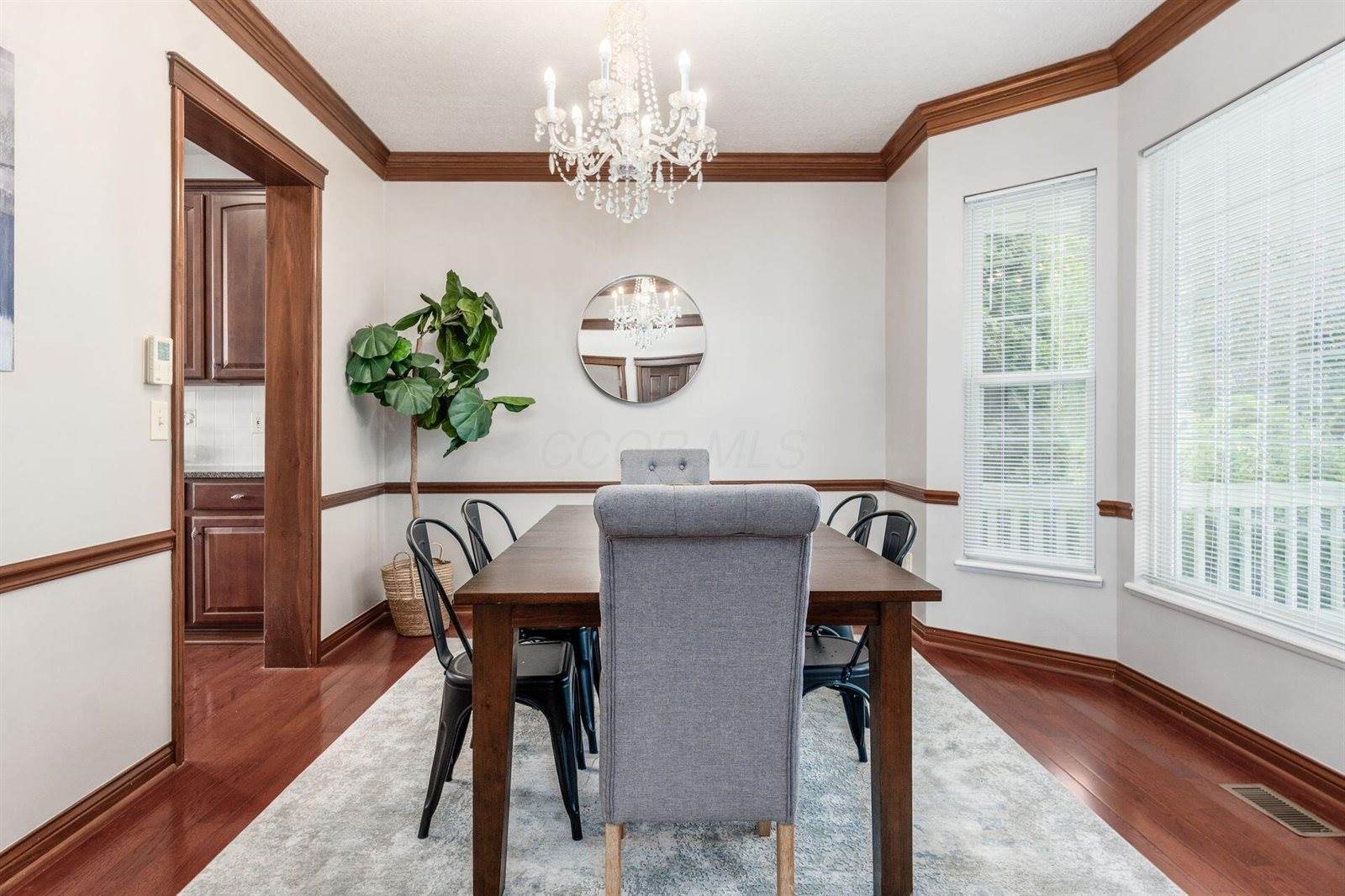 6923 Bishops Crossing Circle, Dublin, OH 43016