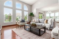 6923 Bishops Crossing Circle, Dublin, OH 43016