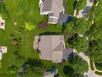 6923 Bishops Crossing Circle, Dublin, OH 43016