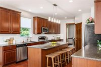 6923 Bishops Crossing Circle, Dublin, OH 43016