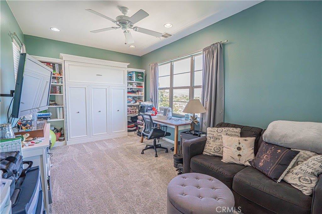 22027 Propello Drive, Saugus, CA 91350