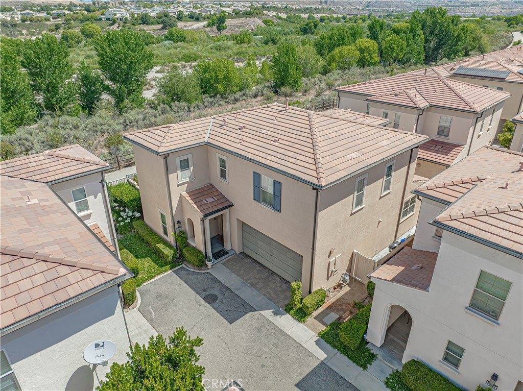 22027 Propello Drive, Saugus, CA 91350