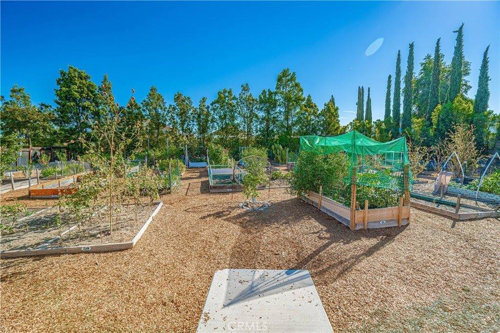 22027 Propello Drive, Saugus, CA 91350