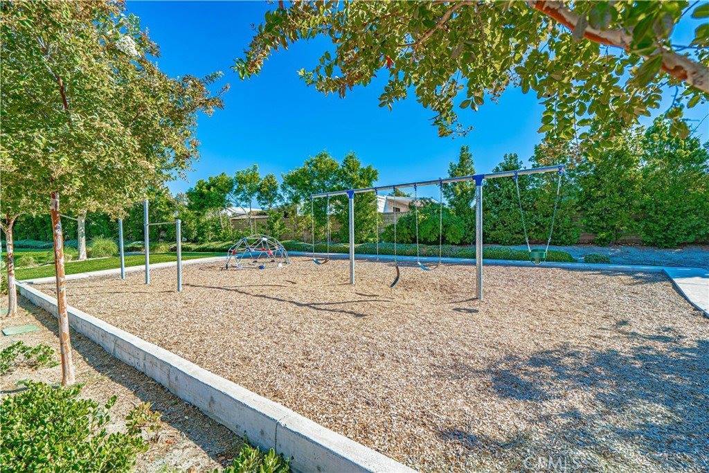 22027 Propello Drive, Saugus, CA 91350