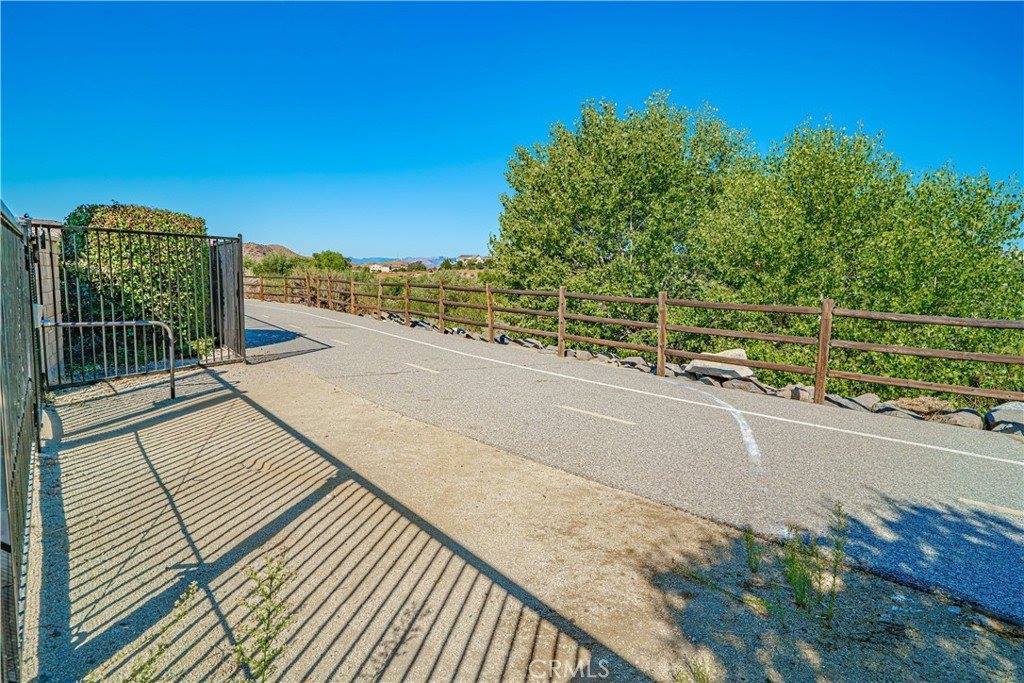 22027 Propello Drive, Saugus, CA 91350