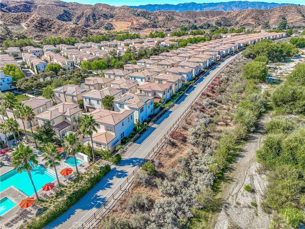 22027 Propello Drive, Saugus, CA 91350