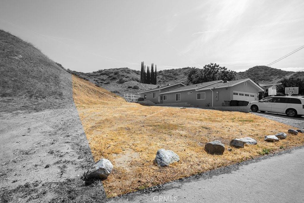 0 Driver, Val Verde, CA 91384