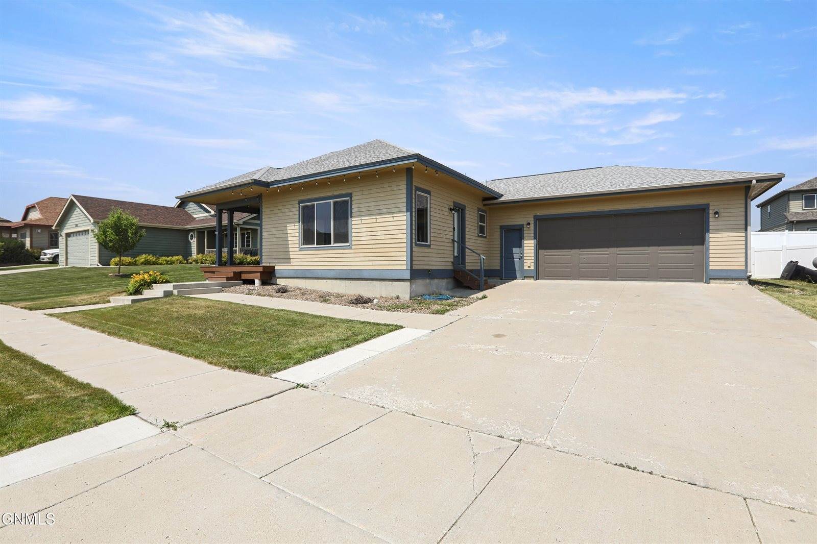 2806 25th Street West, Williston, ND 58801