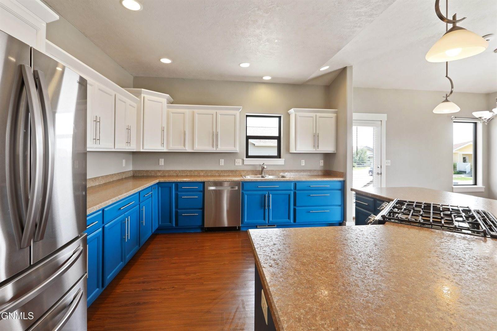 2806 25th Street West, Williston, ND 58801