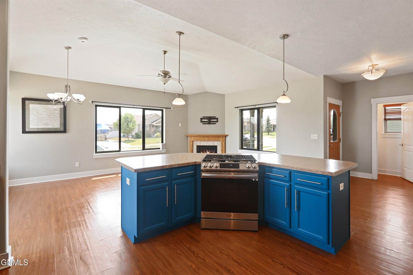 2806 25th Street West, Williston, ND 58801