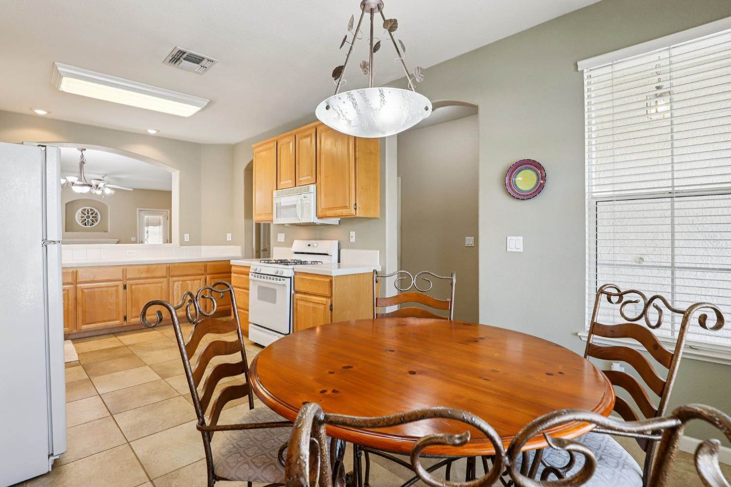 9029 Kodiak Way, Roseville, CA 95747