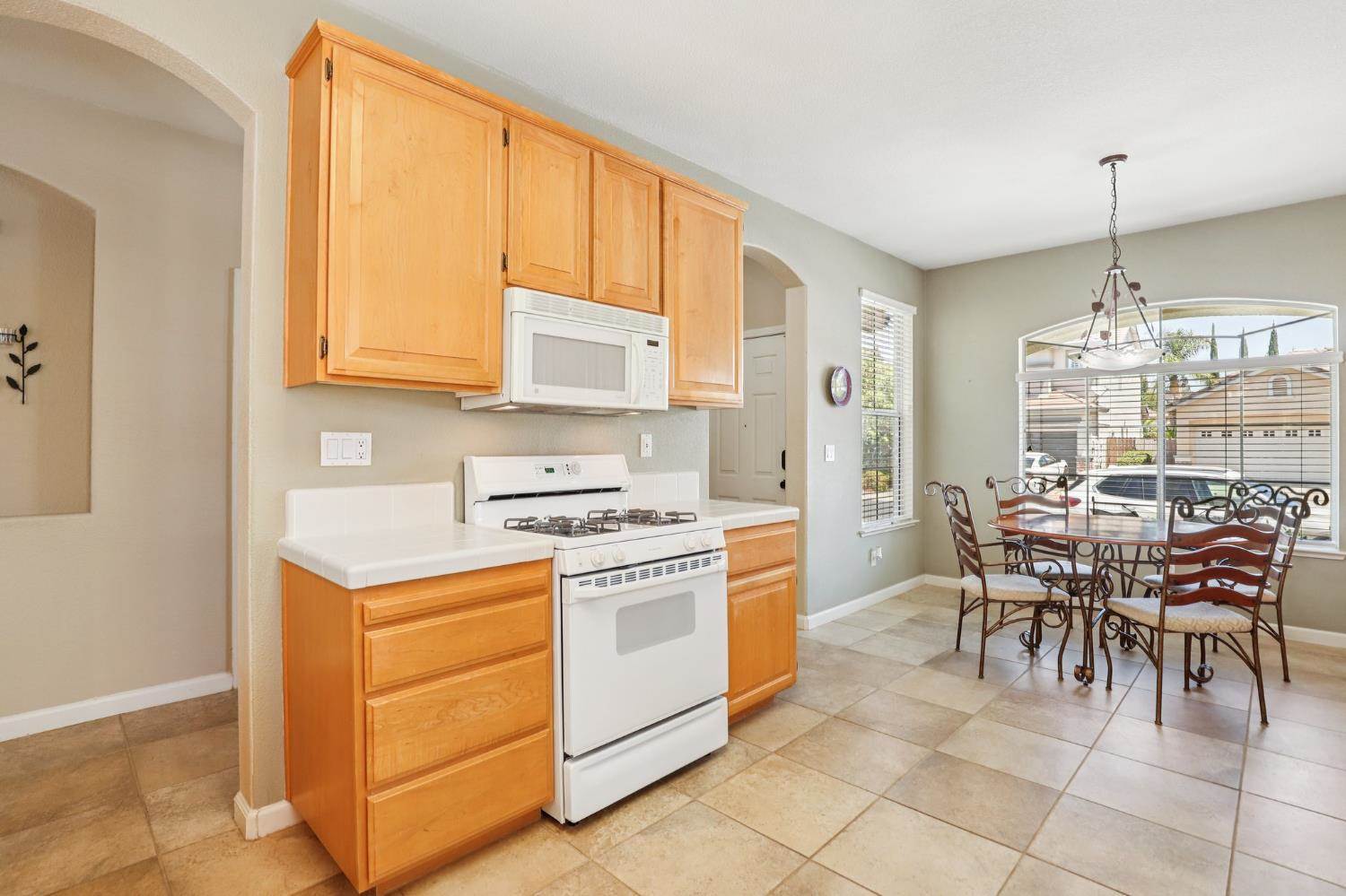 9029 Kodiak Way, Roseville, CA 95747